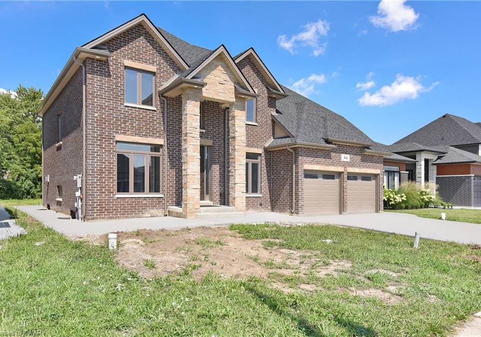 566-maguire-street-windsor-on-40163628