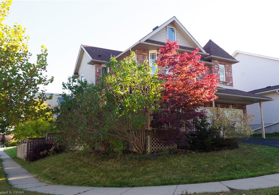 731-butternut-avenue-waterloo-on-40185830