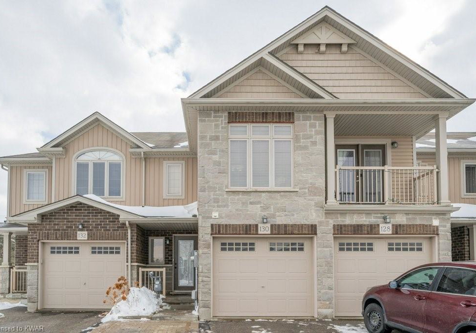 130-rochefort-street-kitchener-on-40202149
