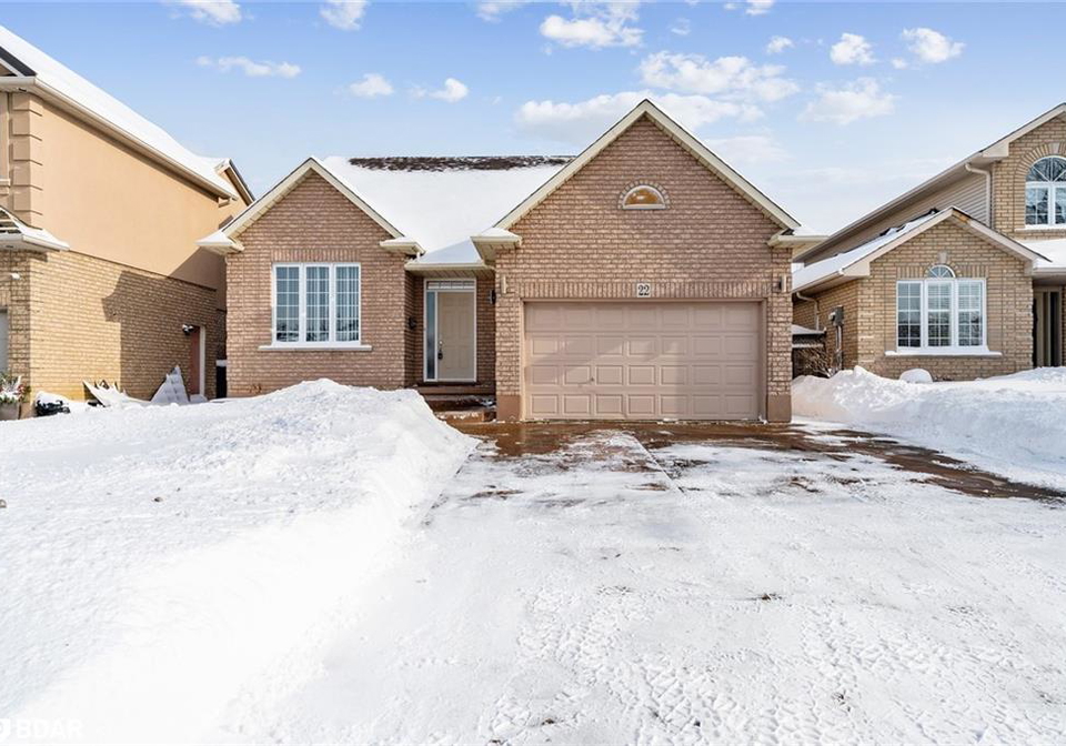 22-chelmsford-place-hamilton-on-40207840