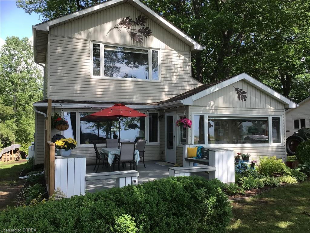 9714 Lake Road, Kettle Point