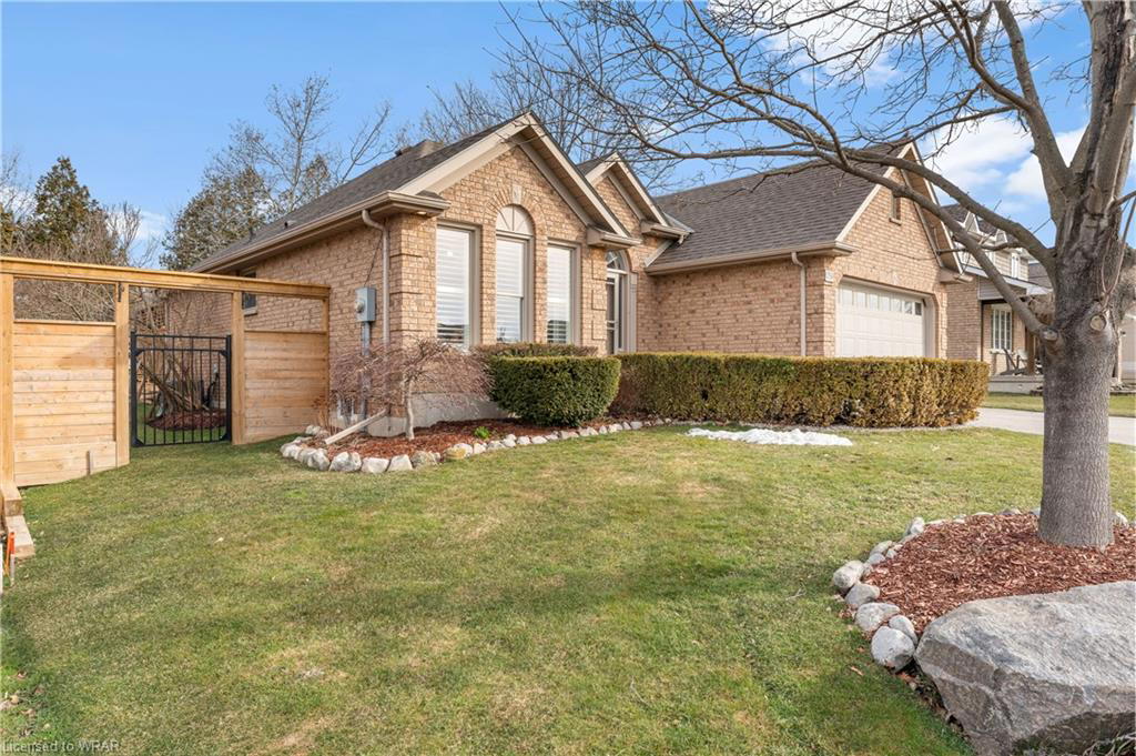 39 Russell Crescent, St.