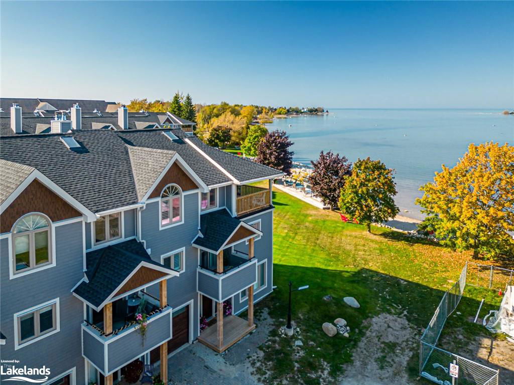 39 Lighthouse Lane E, Collingwood