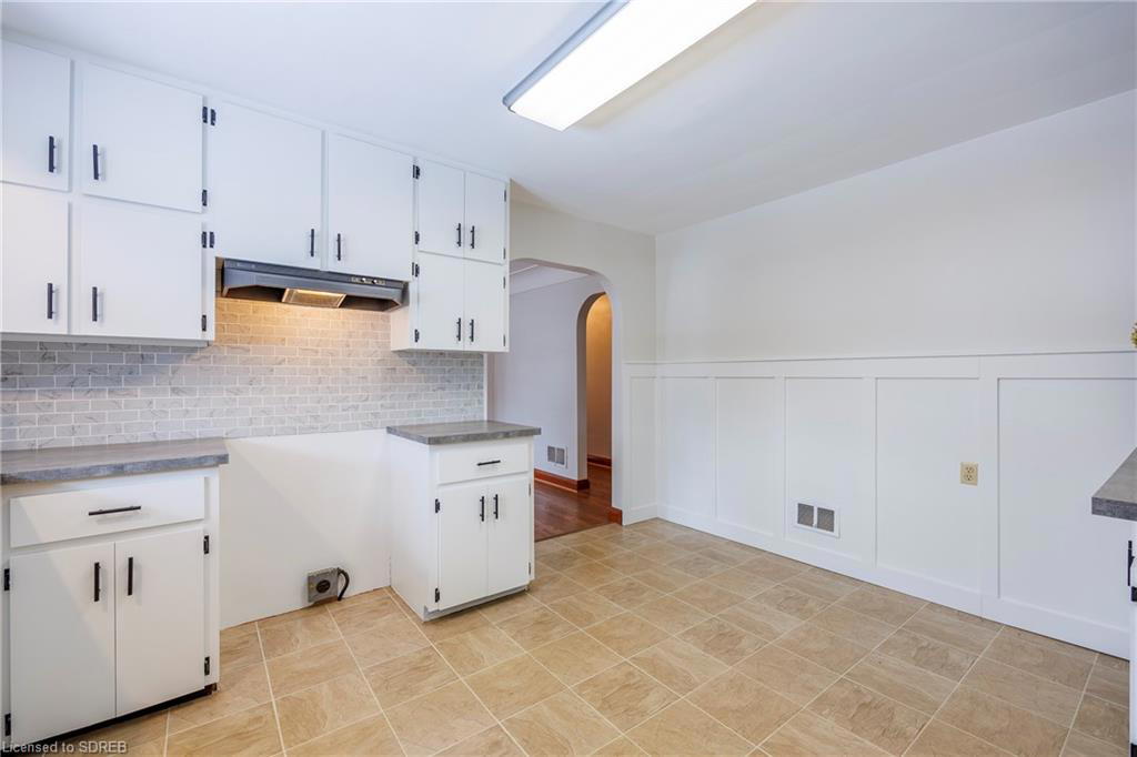 48 Concession Street E, Tillsonburg