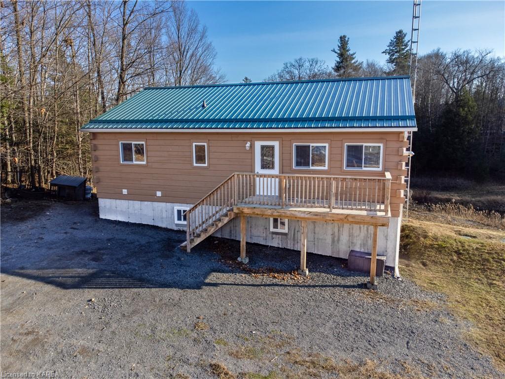 6000 Trotter Road, Perth Road Village