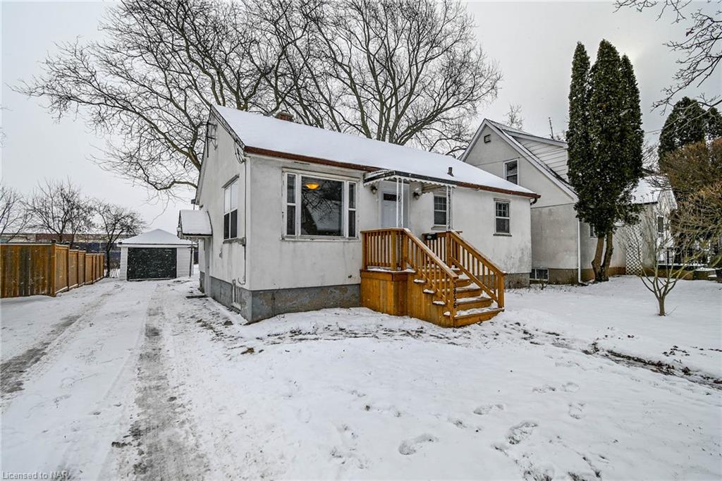 3856 Sinnicks Avenue, Niagara Falls