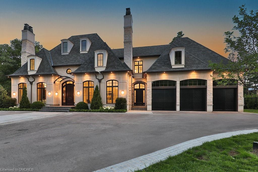 2280 Doulton Drive, Mississauga