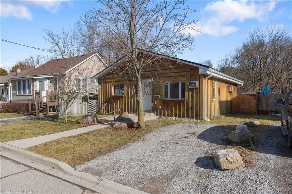 241 Owen Street, Simcoe