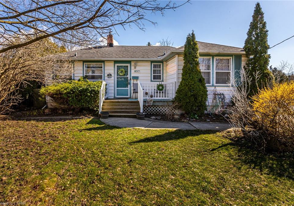 657-creston-avenue-london-on-40563838