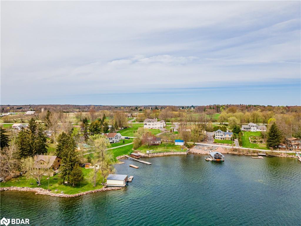 255 1000 Islands Parkway, Lansdowne