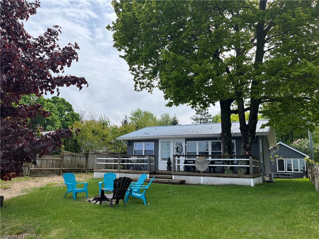 6278-spruce-street-ipperwash-on-40569142