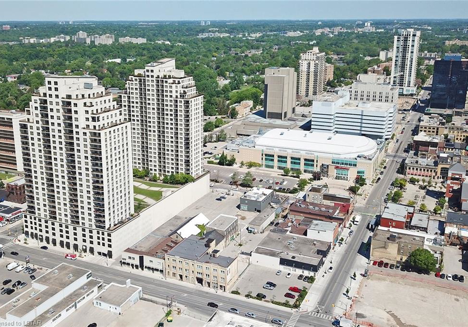 330-ridout-street-london-on-40573105