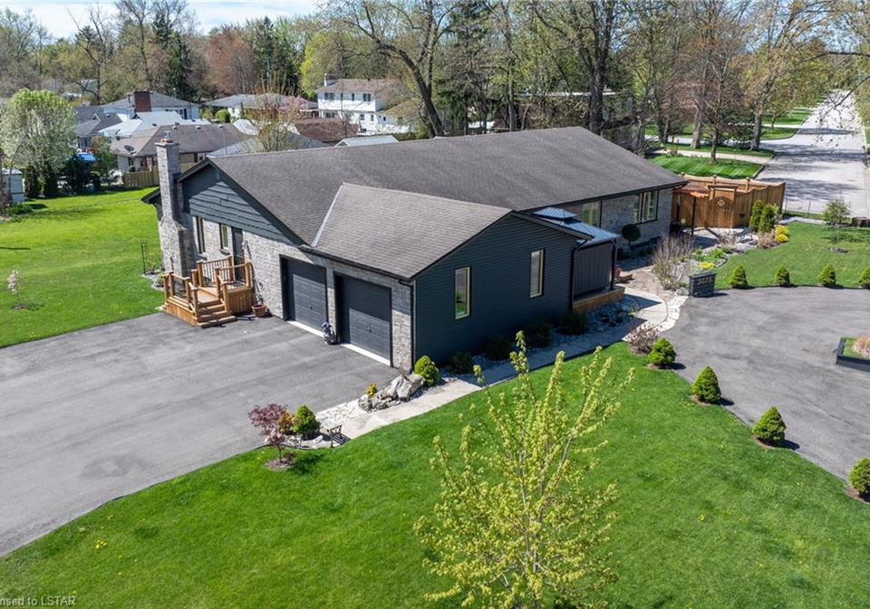 3087-lake-view-avenue-camlachie-ontario-40582258
