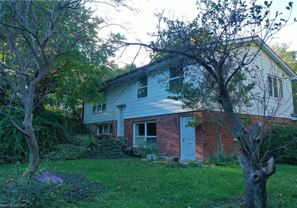 14482-eight-mile-road-arva-ontario-40588662