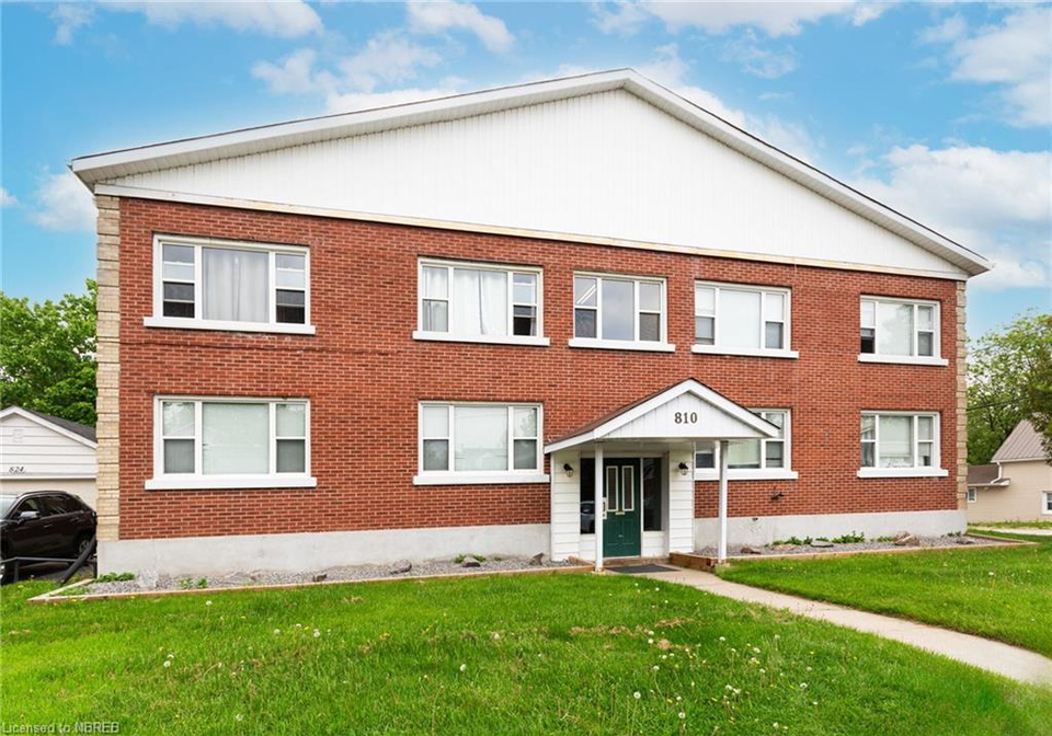 810-ann-street-north-bay-ontario-40590049