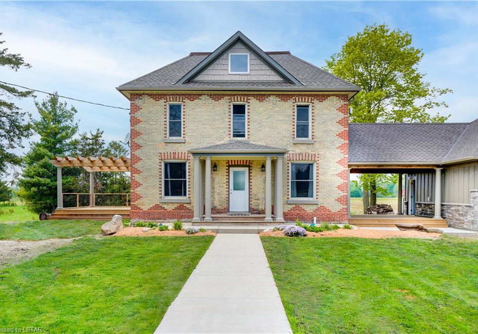 22832-mclean-line-rodney-ontario-40591602