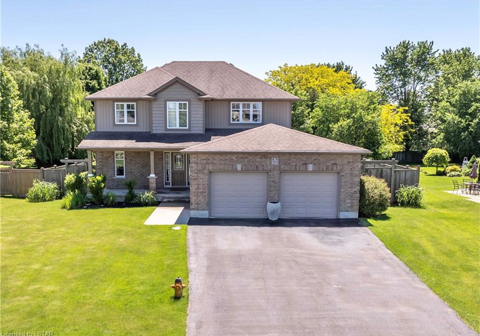 513-juliana-drive-mount-brydges-ontario-40596158