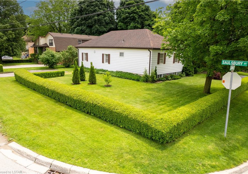 338-saulsbury-street-strathroy-ontario-40596322
