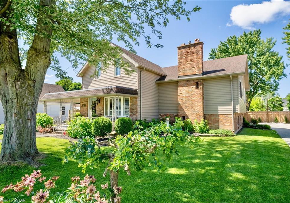 162-victoria-street-glencoe-ontario-40597978