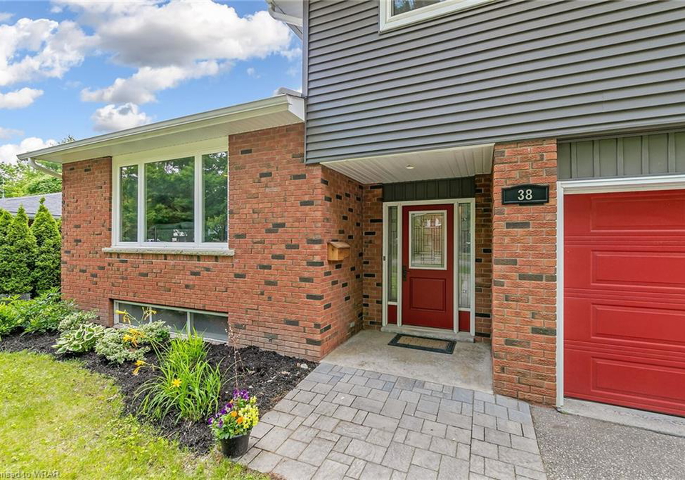 38-black-walnut-drive-kitchener-ontario-40601132