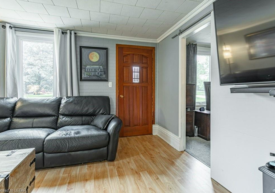5900-putnam-road-avon-ontario-40601229