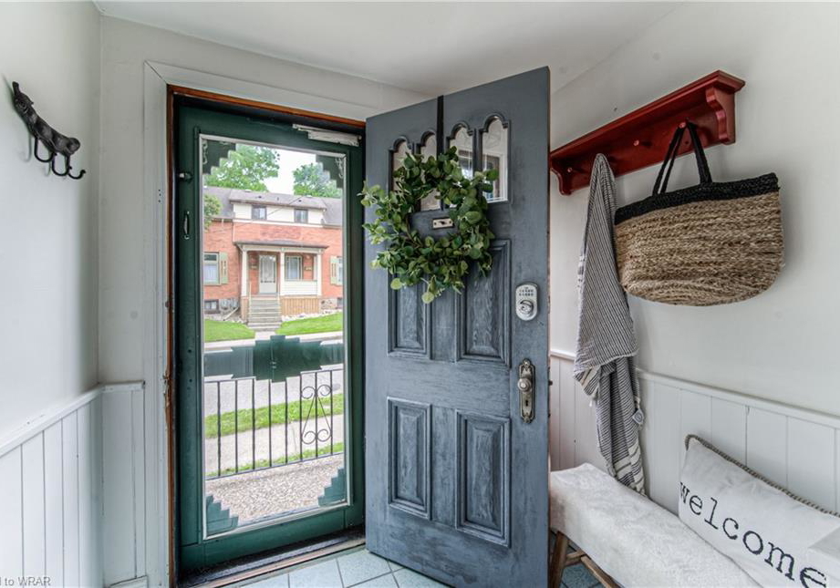 28-spring-street-w-waterloo-ontario-40601722
