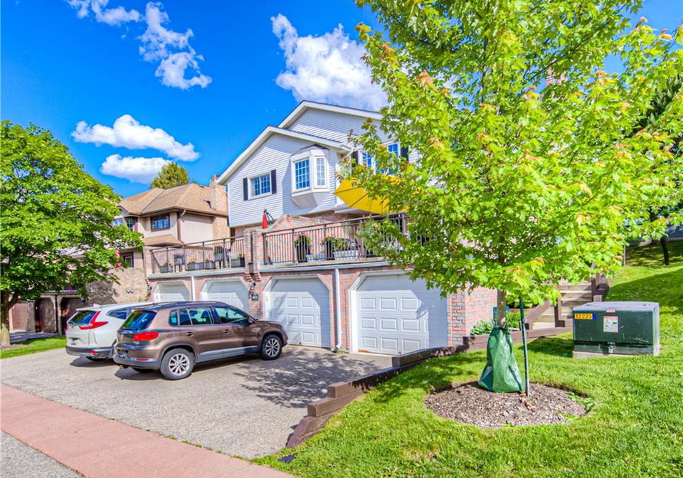 481-beechwood-drive-waterloo-ontario-40601872