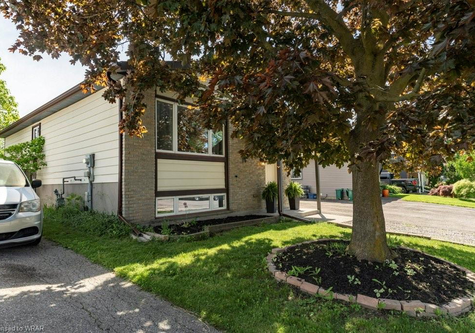 53-broken-oak-crescent-kitchener-ontario-40602866