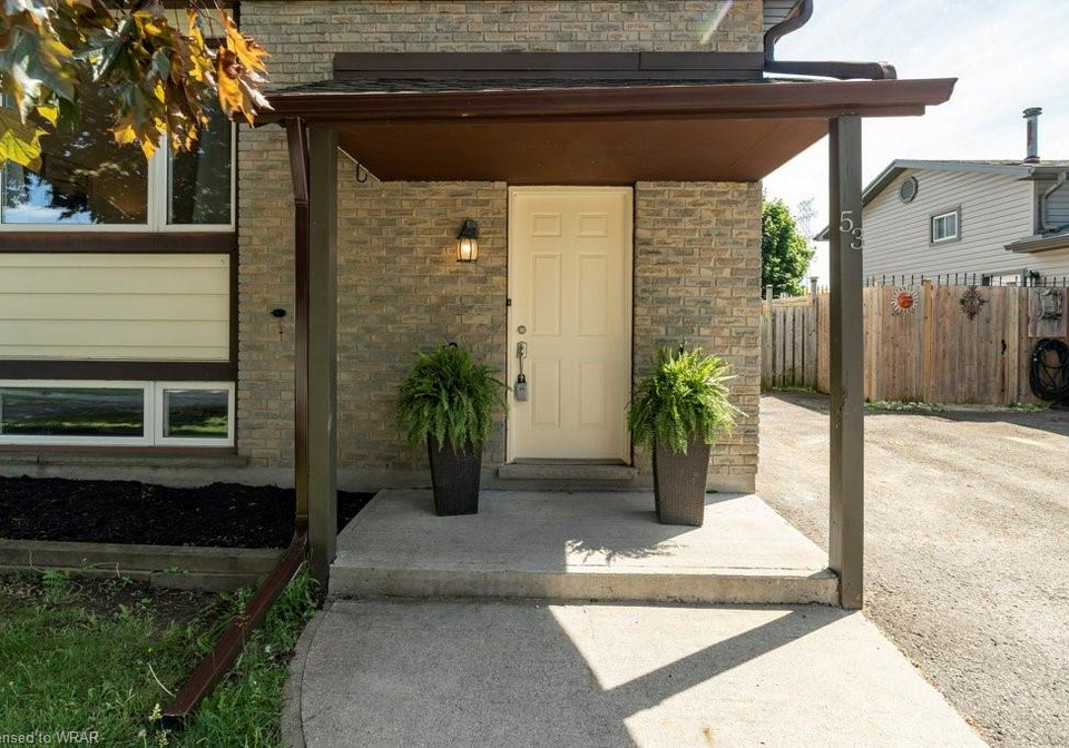 53-broken-oak-crescent-kitchener-ontario-40602866