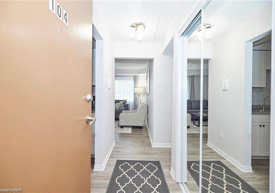 5222-portage-road-niagara-falls-ontario-40604436