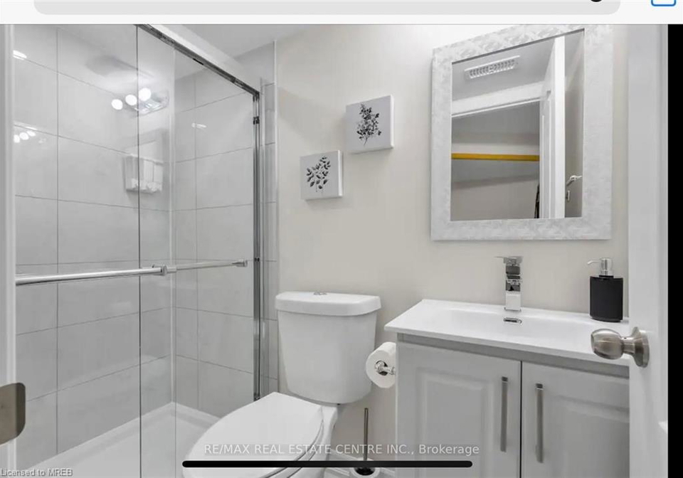 15-chelsea-road-kitchener-ontario-40606313
