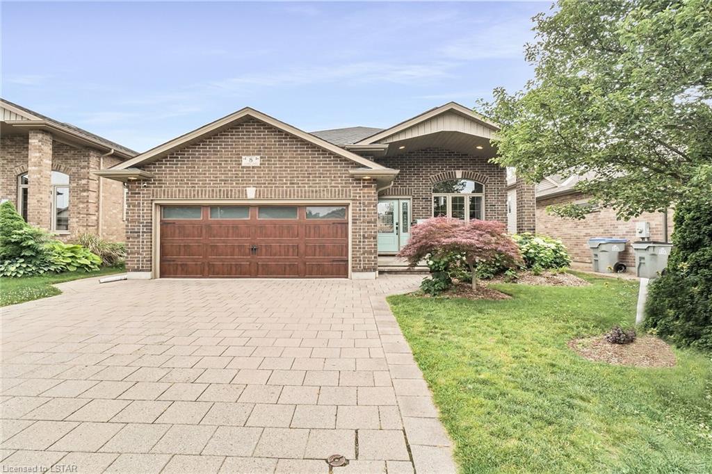 8-ashby-crescent-strathroy-ontario-40609560