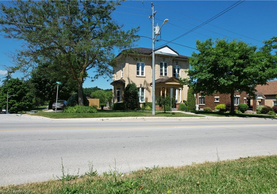 629-yonge-street-s-walkerton-ontario-40612742