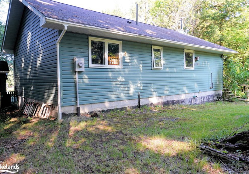 44-roberts-lake-road-e-seguin-ontario-40625967