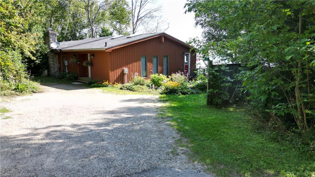 100-whippoorwill-road-lions-head-ontario-40633636