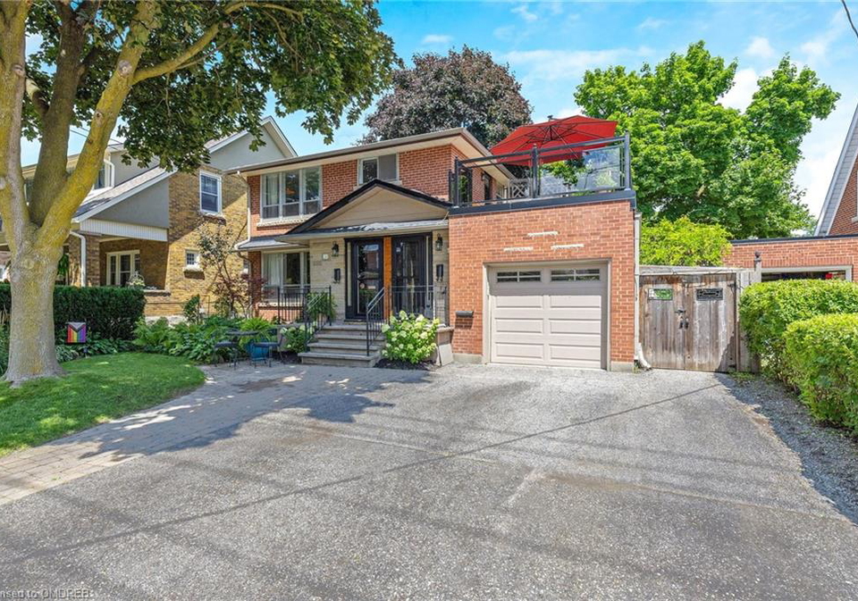 34-elizabeth-street-s-brampton-ontario-40634990