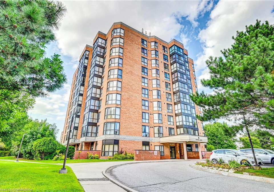 8-silver-bell-grove-toronto-ontario-40637577