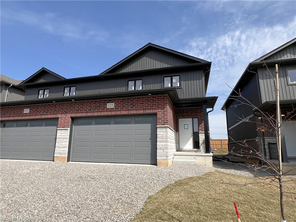 123-amber-street-waterford-ontario-40639391
