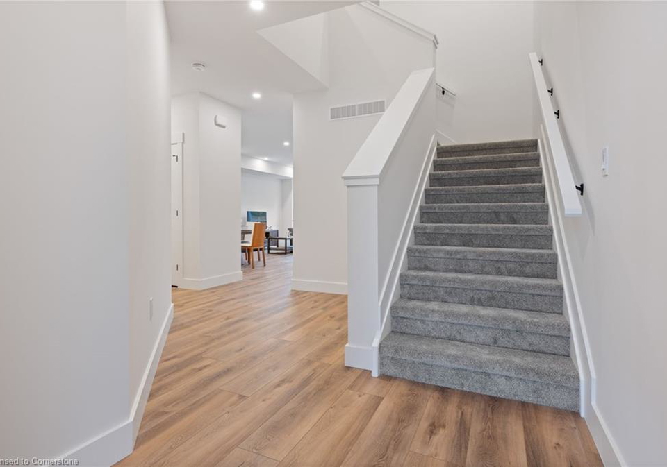 123-amber-street-waterford-ontario-40639391