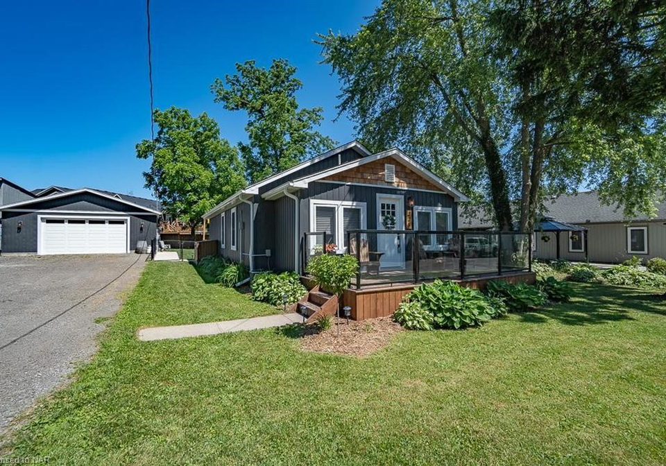 228-ridgeway-road-crystal-beach-ontario-40641186