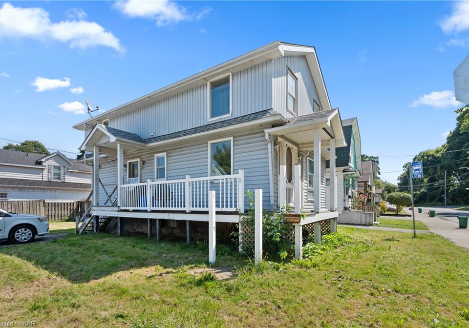 4124-terrace-avenue-niagara-falls-ontario-40647195