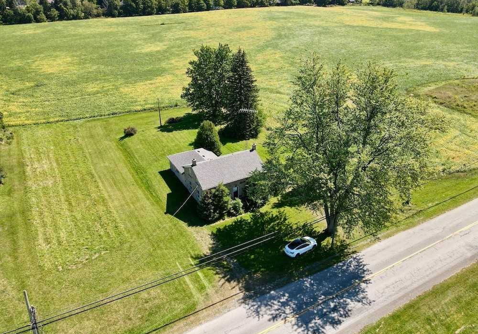 1748-brock-road-freelton-ontario-40648935