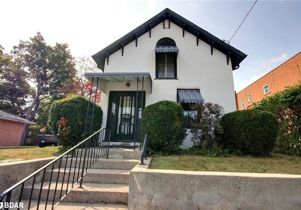 22-mccoll-street-trenton-ontario-40649198