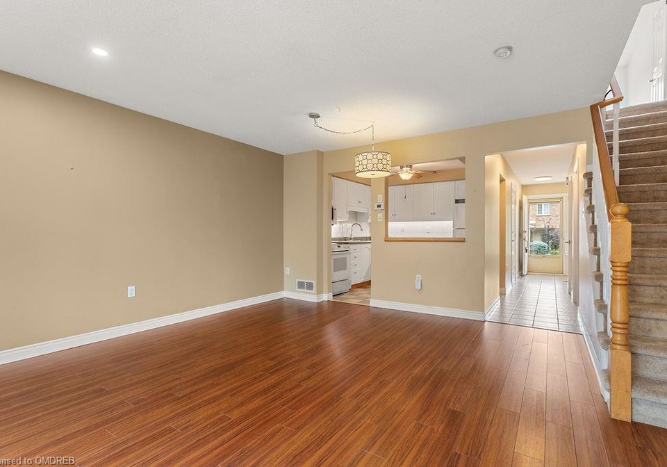 44-frances-avenue-stoney-creek-ontario-40652444