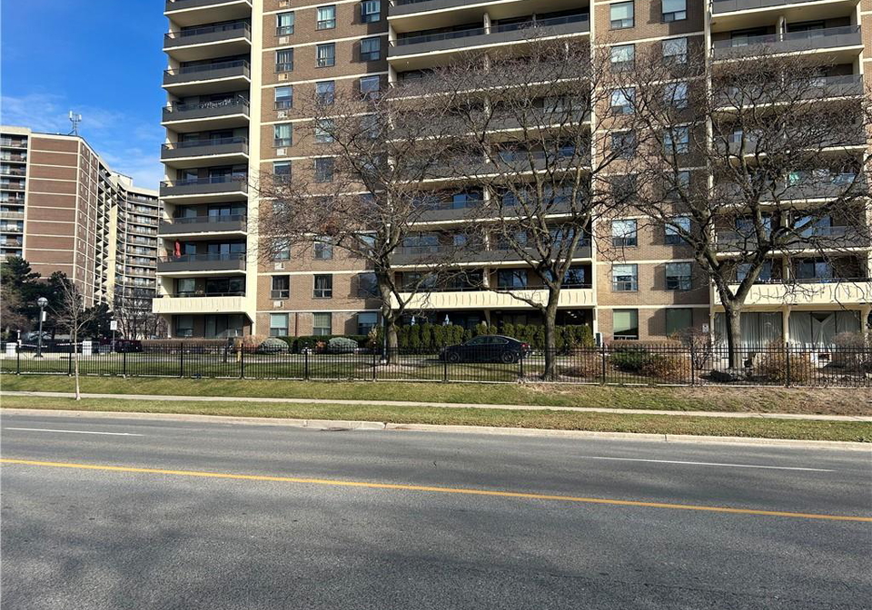 511-the-west-mall-toronto-ontario-40654052