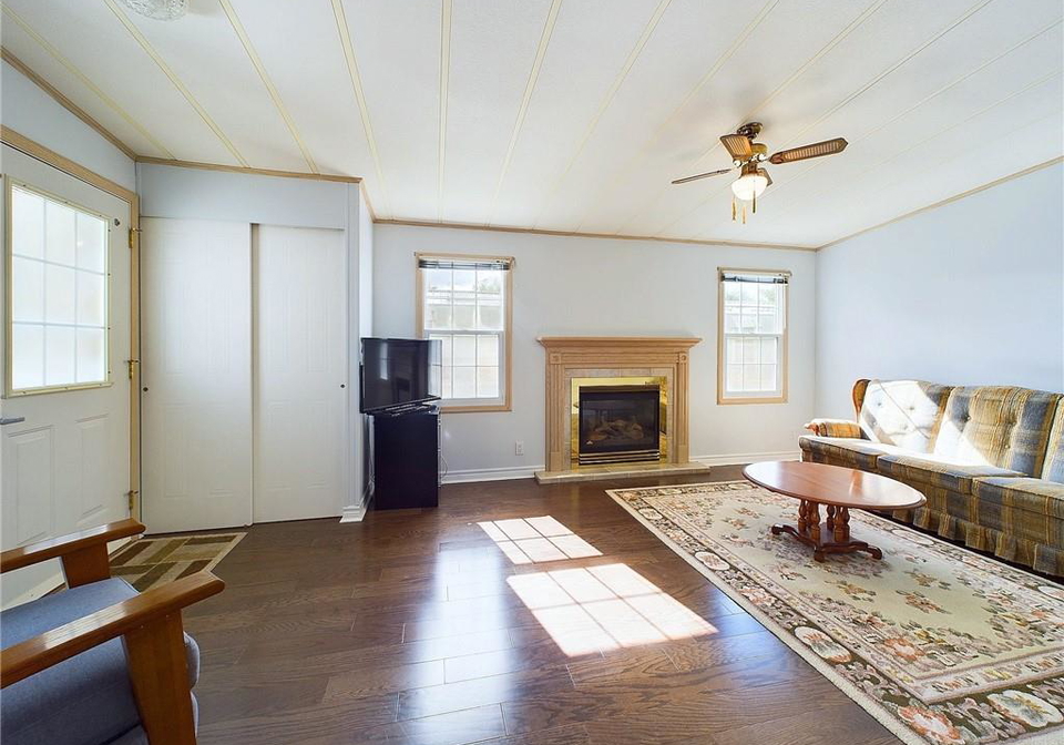 332-concession-6-port-elgin-ontario-40660365