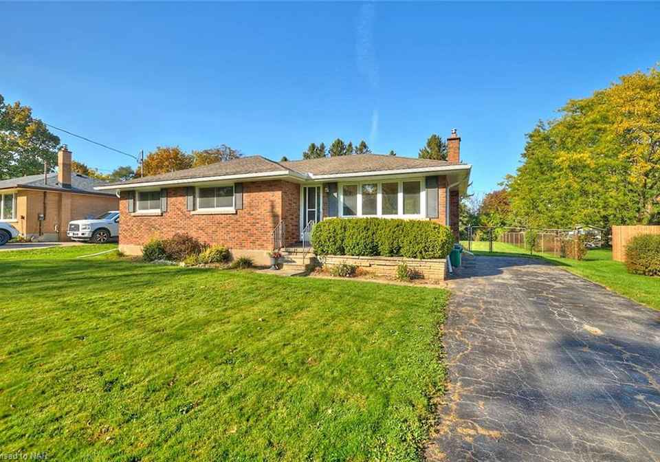 5-cherrywood-avenue-fonthill-ontario-40665971