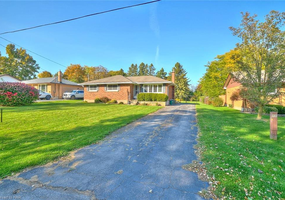 5-cherrywood-avenue-fonthill-ontario-40665971
