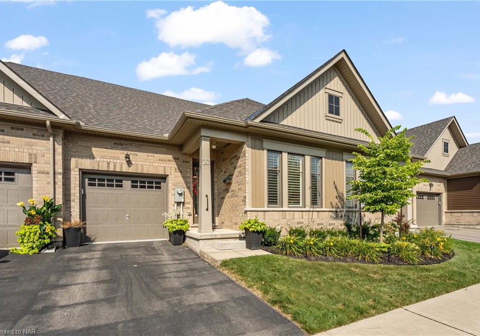 23-cosmopolitan-common-st-catharines-ontario-40666738