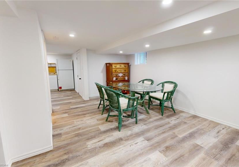 42-shanley-street-kitchener-ontario-40667642